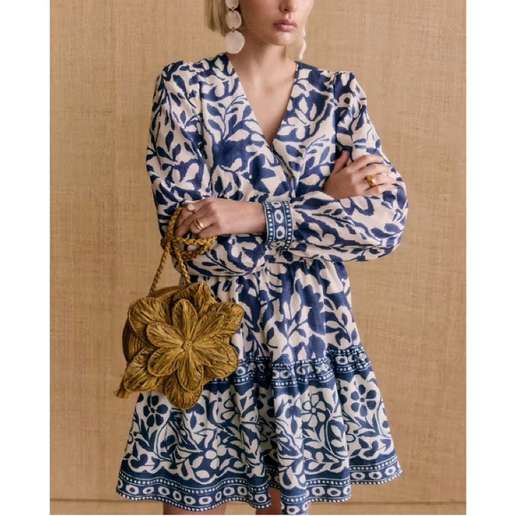 Sezane Floral Mini Linen-Blend Faith Long-Sleeve Wrap Dress - Picture 3 of 7